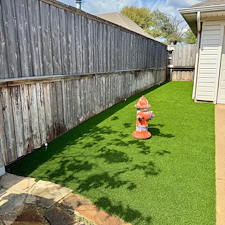 Side-Yard-Dog-Run-with-Pet-Friendly-Artificial-Turf-in-Allen-TX 4